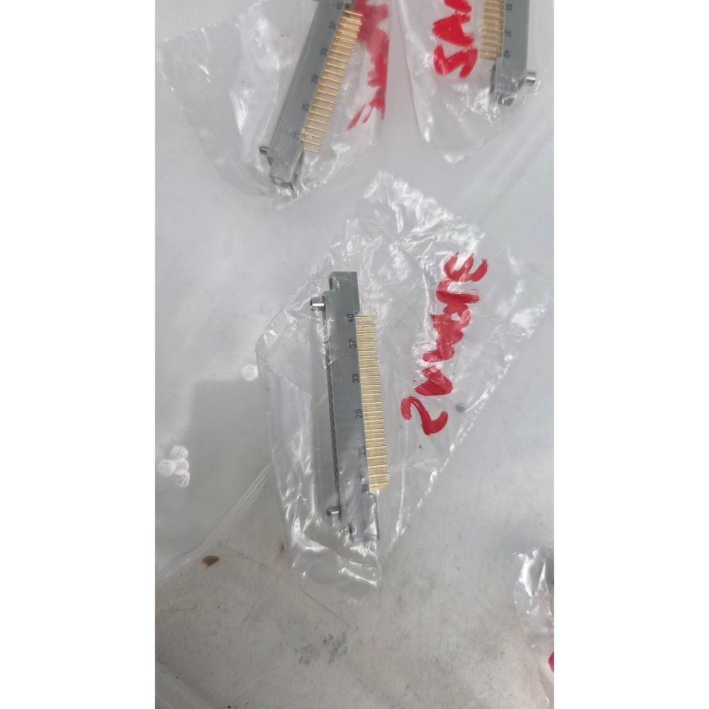 RM222-040-211-5500 connector, through-hole mount, AirBorne gold plated, avionics